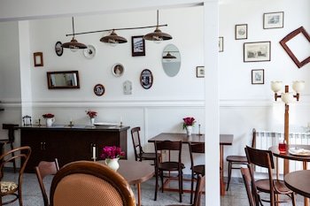 Hotel N16