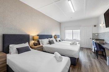 Rosebud Motel