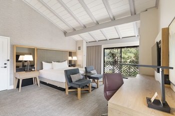 Pala Mesa Resort