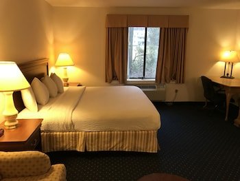 Rosemont Suites