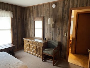 Pine Valley Motel