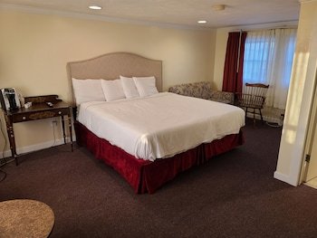 The Tides Motel