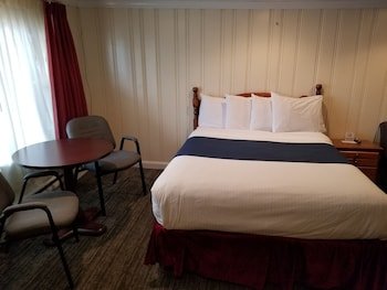 The Tides Motel