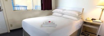 Americas Best Value Inn Roosevelt Ballard