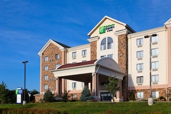 Holiday Inn Express Hotel & Suites Kingsport-Meadowview I-181