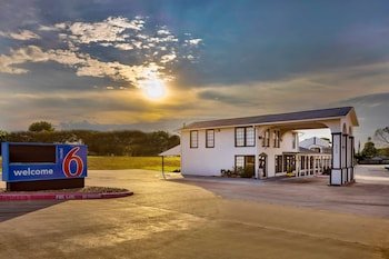Motel 6 Bryan-College Station