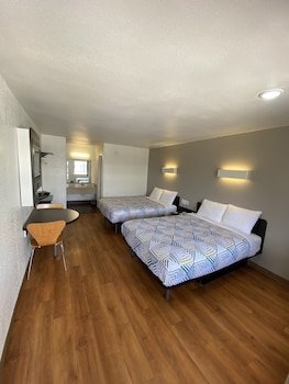 Motel 6 Bryan-College Station