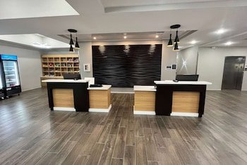 La Quinta Inn & Suites by Wyndham Coralville Iowa City