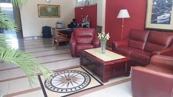 Diplomat Luxury Furnished Apartments