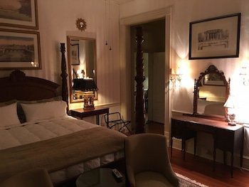 Burke Mansion