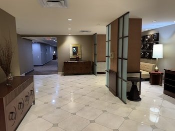 Brandywine Plaza Hotel, SureStay Collection by Best Western