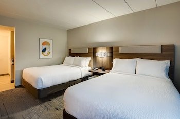Holiday Inn Express I-95 Capitol Beltway-Largo