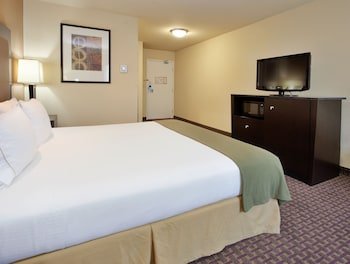 Holiday Inn Express Union City - San Jose