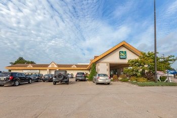 Quality Inn & Suites Escanaba