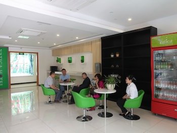 Vatica Shangdong Zaozhuang Tengzhou Railway Station Hotel