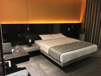Hotel G