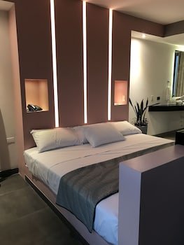 Hotel G
