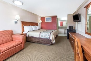Days Inn by Wyndham Virginia Beach Town Center