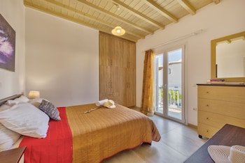Jewel Apartments