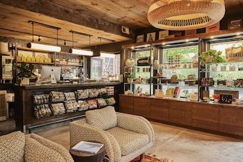 Woodstock Way Hotel