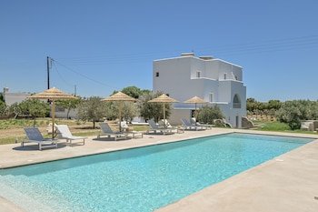 Ktima Lino Studios & Suites