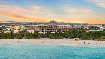 O Condominium Beachfront Residences
