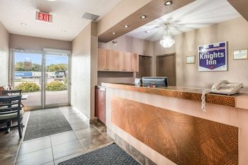 Knights Inn Orillia