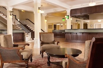 Lake Yellowstone Hotel & Cabins