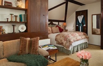 Old Monterey Inn