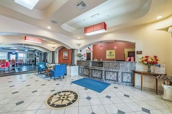 Clarion Inn & Suites Weatherford