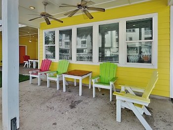 Beach Club Clubhouse 3