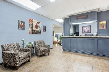 Super 8 by Wyndham Independence Kansas City