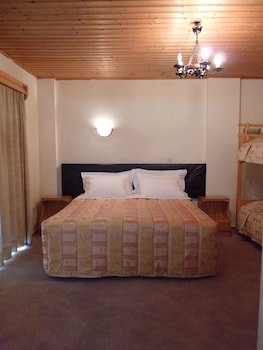 Mountain Rose Hotel