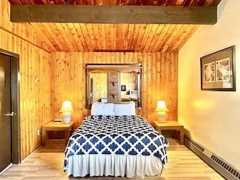 Pembina River Inn