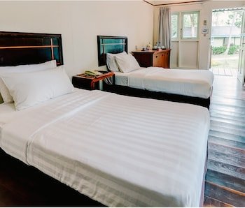 Nirwana Beach Club
