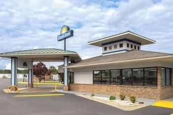 Days Inn by Wyndham Weldon Roanoke Rapids