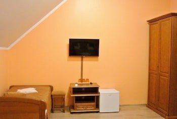 Uksik Ruutel Hotel