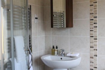 Brynhaul Bed & Breakfast