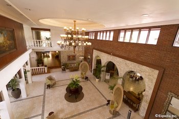 Montebello Villa Hotel