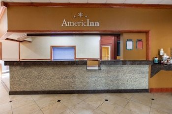 AmericInn by Wyndham La Crosse Riverfront Conference Center