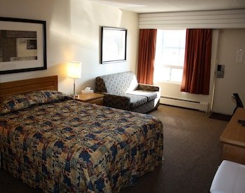 Best Canadian Motor Inn Peace River
