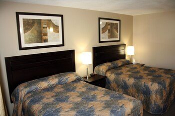 Best Canadian Motor Inn Peace River