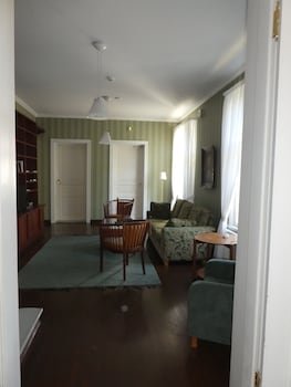 Karkkilan Tehtaan Hotelli