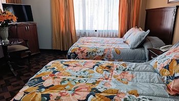 Elegance Hotel
