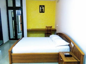 Sarada Lodge Hotel