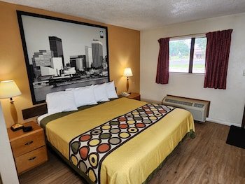 WestSpring Inn Westlake/Cleveland