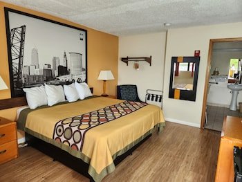 WestSpring Inn Westlake/Cleveland