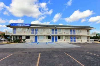 Motel 6 Kingsville