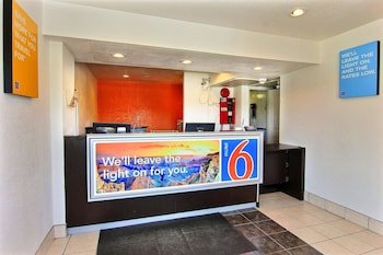 Motel 6 Kingsville