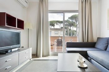 Bardon Aparthotel